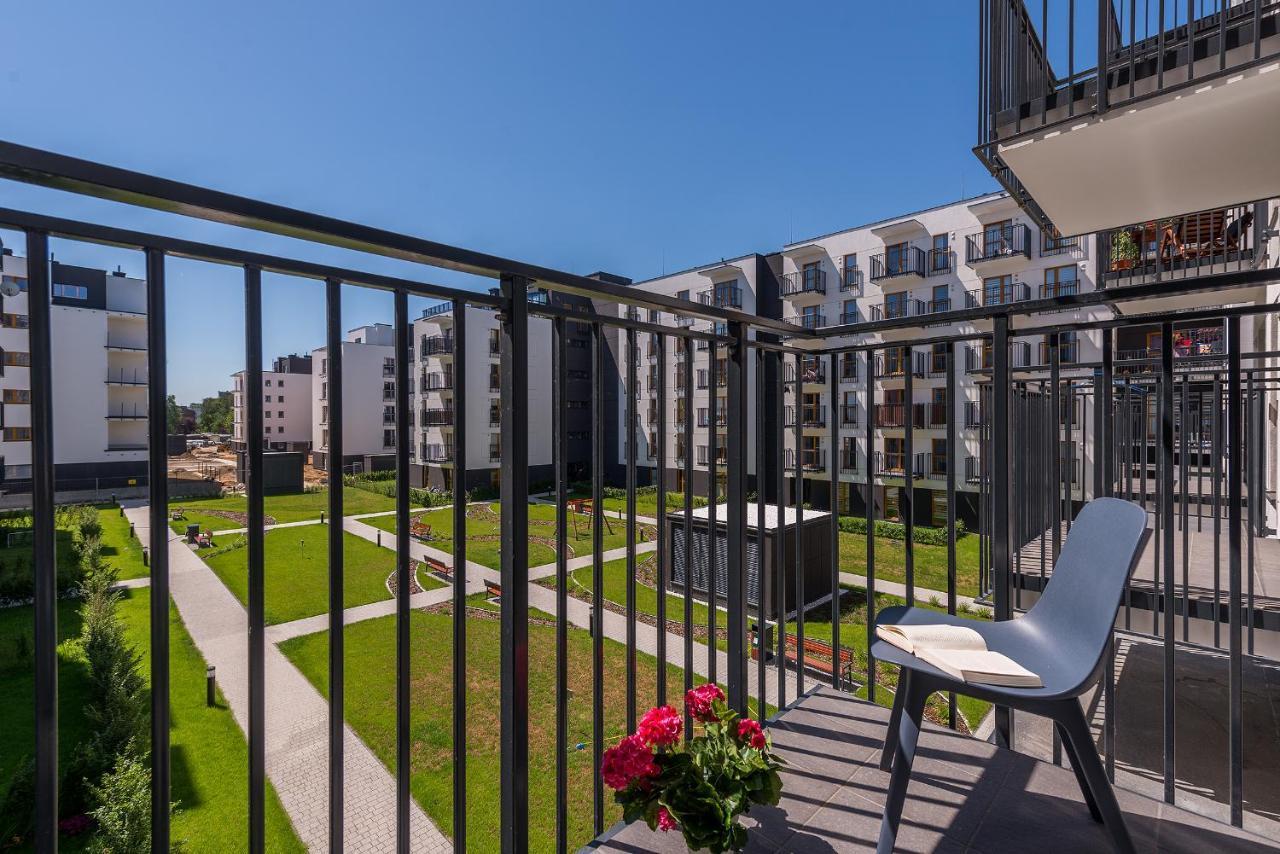 Okecie Airport Studio Bakalarska 2 P&O Serviced Apartments Varsovia Exterior foto