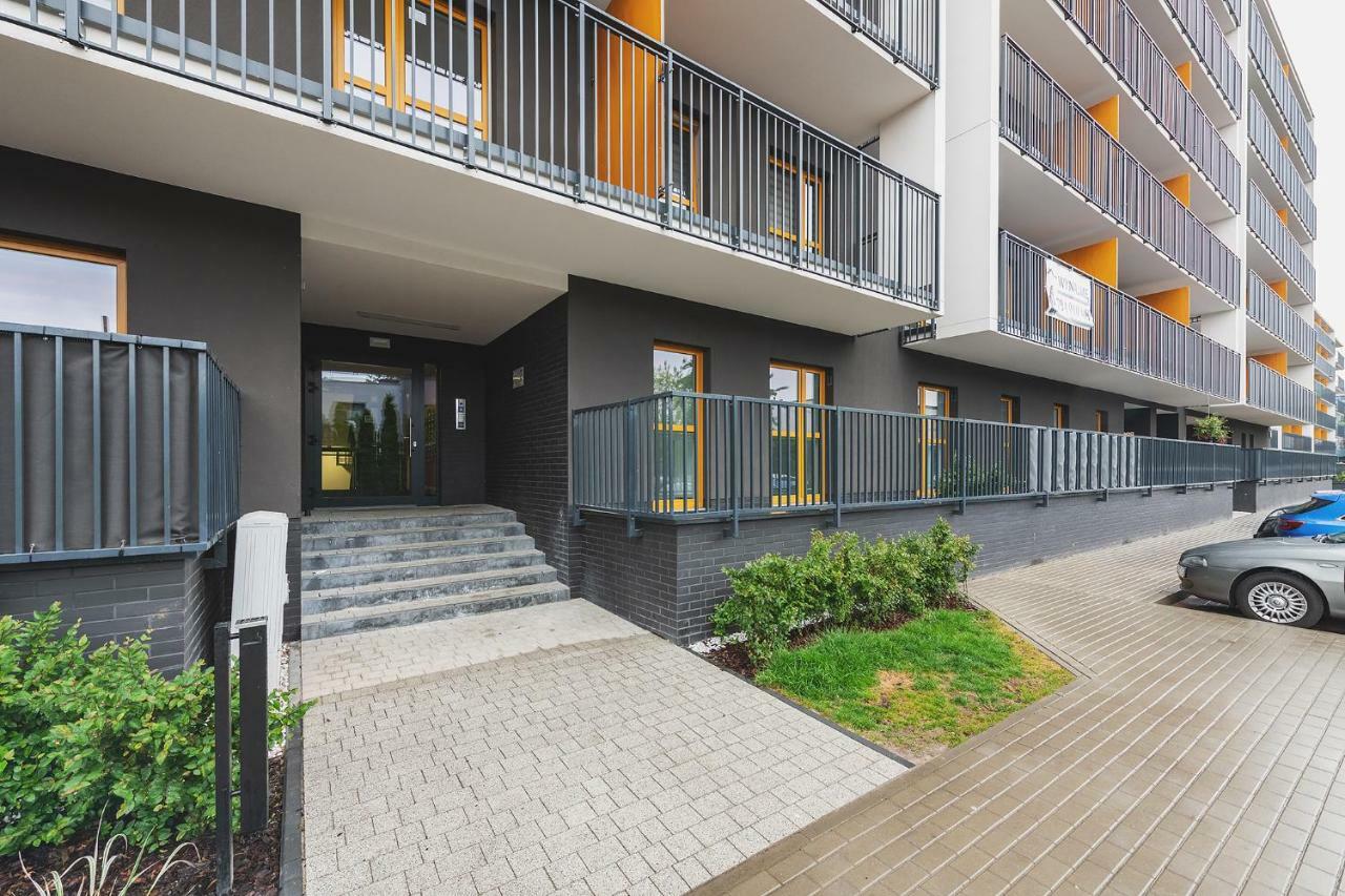 Okecie Airport Studio Bakalarska 2 P&O Serviced Apartments Varsovia Exterior foto